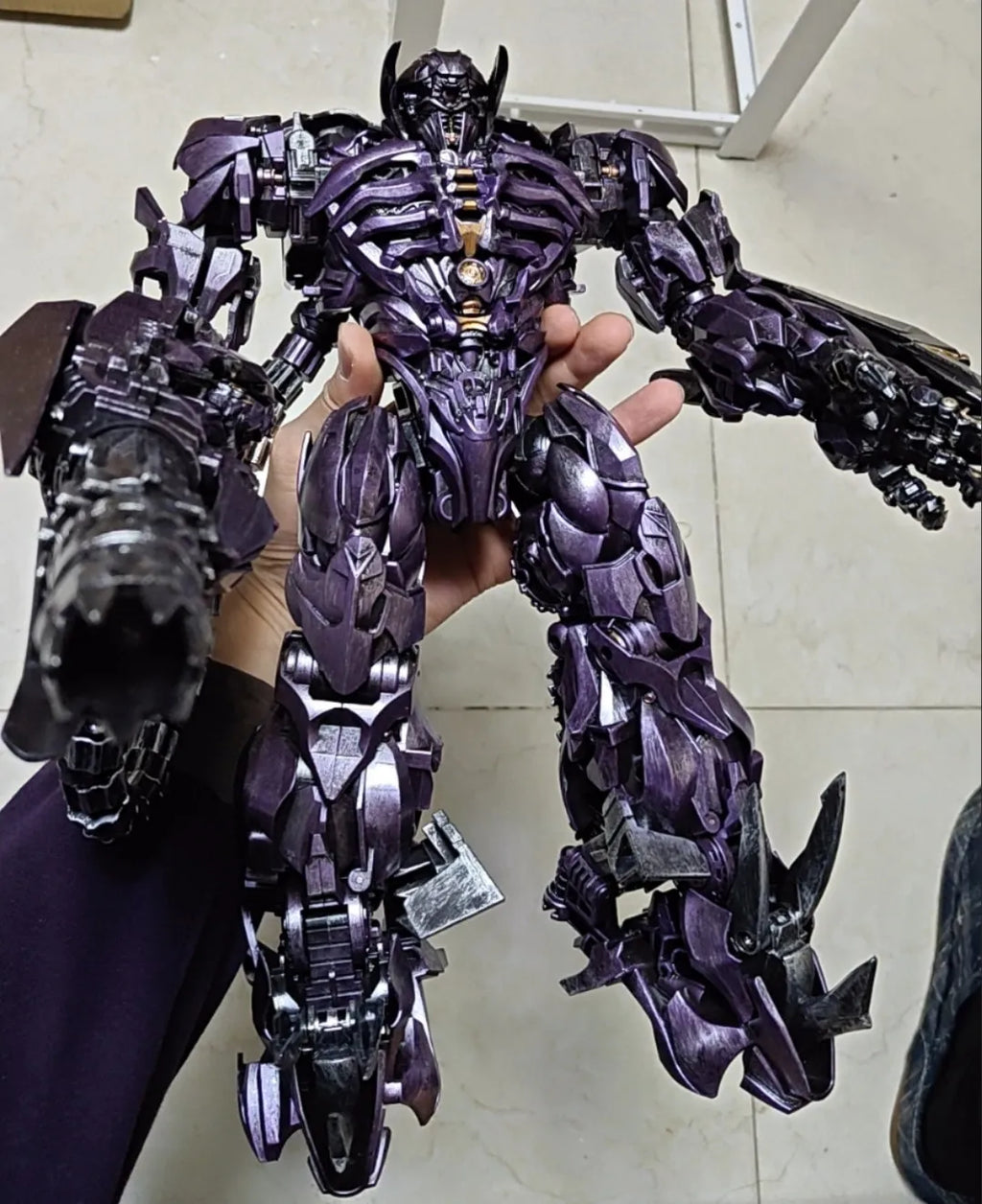 Oversize Toys Deformation Action Figure Zeus Magic Shockwave ZS01 Transformation Robot With BOX