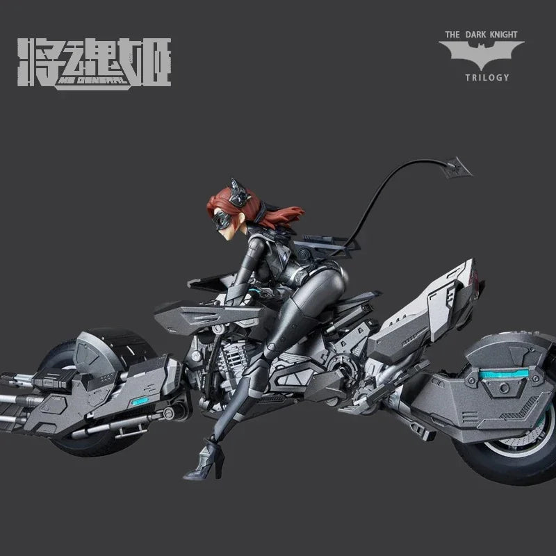 Original DC Series Cat Girl "Batman: The Dark Knight" Anime Action Doll Assembly Model Toy Collection Model Accessories Boys