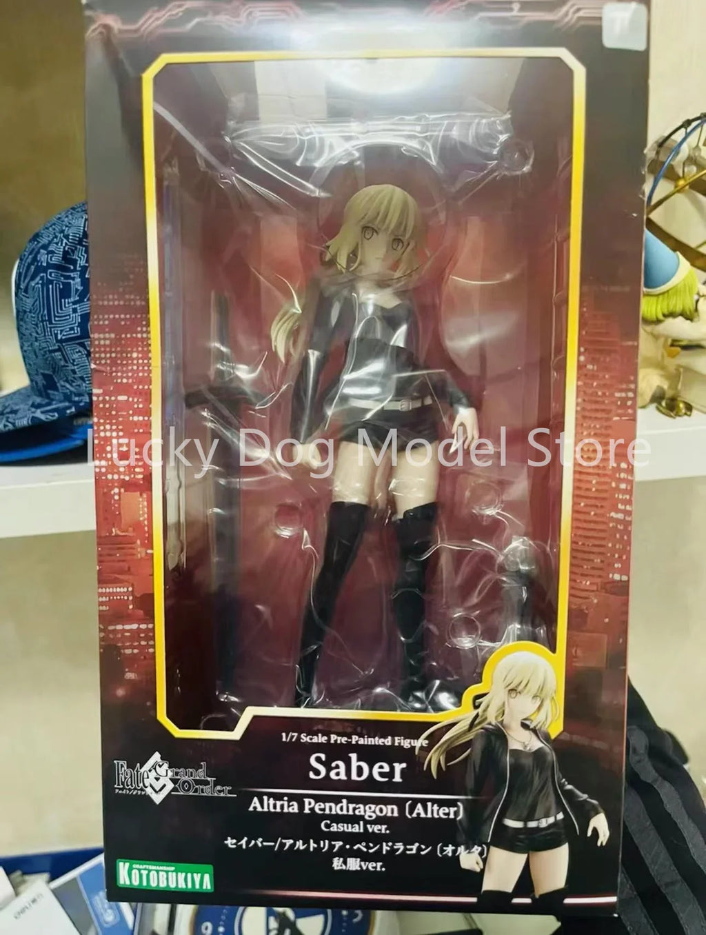 Kotobukiya Original:Fate/Grand Order - Saber/Altria Pendragon Casual Wear ver. 1/7 PVC Action Figure Anime Model Toys Doll Gift
