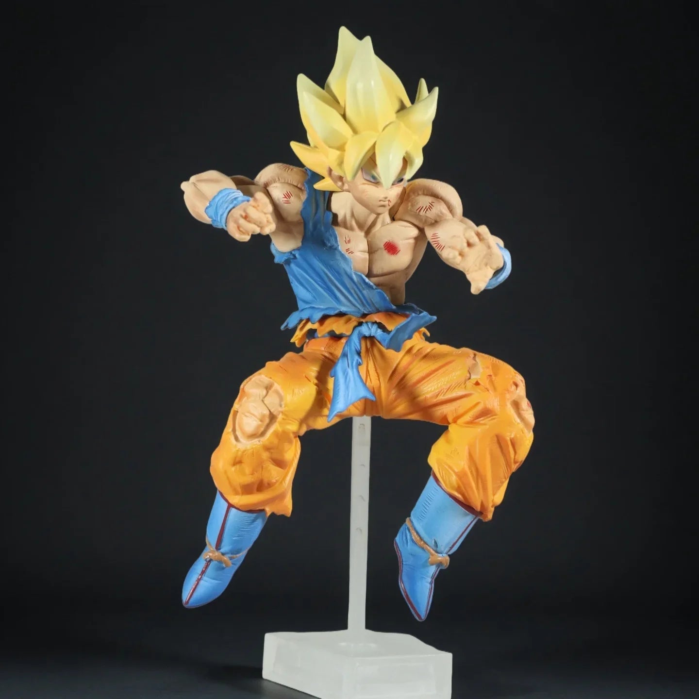 Dragon Ball 20.5cm Sun Goku Super Saiyan Action Figure  Model Ornament Toy Doll Collection Birthday Gift Christmas Gi