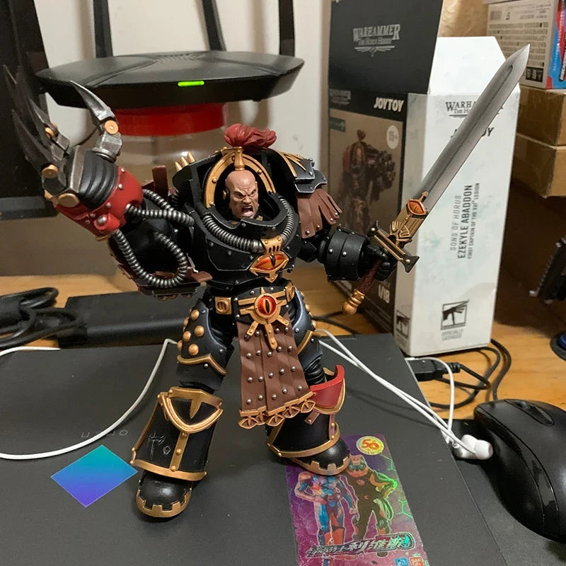 In Stock Genuine Joytoy Warhammer 40k Adeptus Custodes Blade Champion Jt8124 Soldier Model 12cm Action Figure Toy For Collection