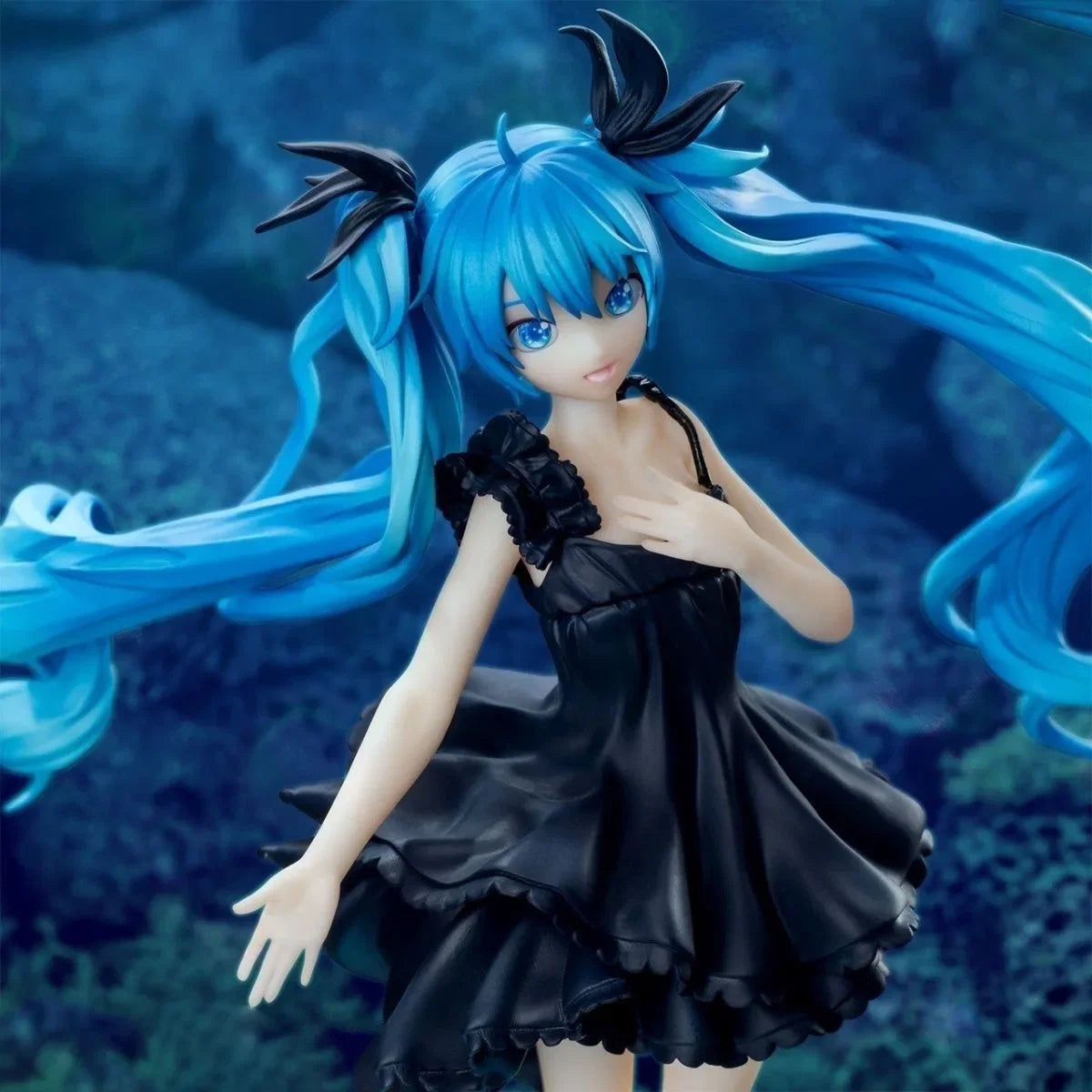 18CM 2025 New Anime Hatsune Miku Deep Sea Girl Kawaii Action Figure PVC Doll Model Toys ornament Desktop Decoration Gifts