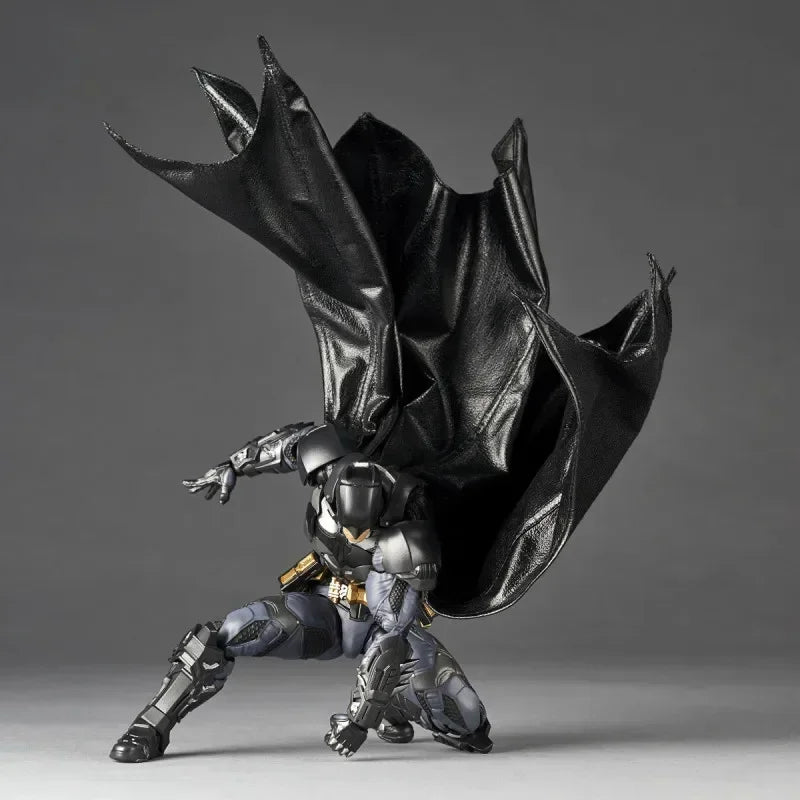 In Stock Original Kaiyodo Batman Arkham Knight Amazing Yamaguchi Revoltech NR038 Batman Action Figure Toy