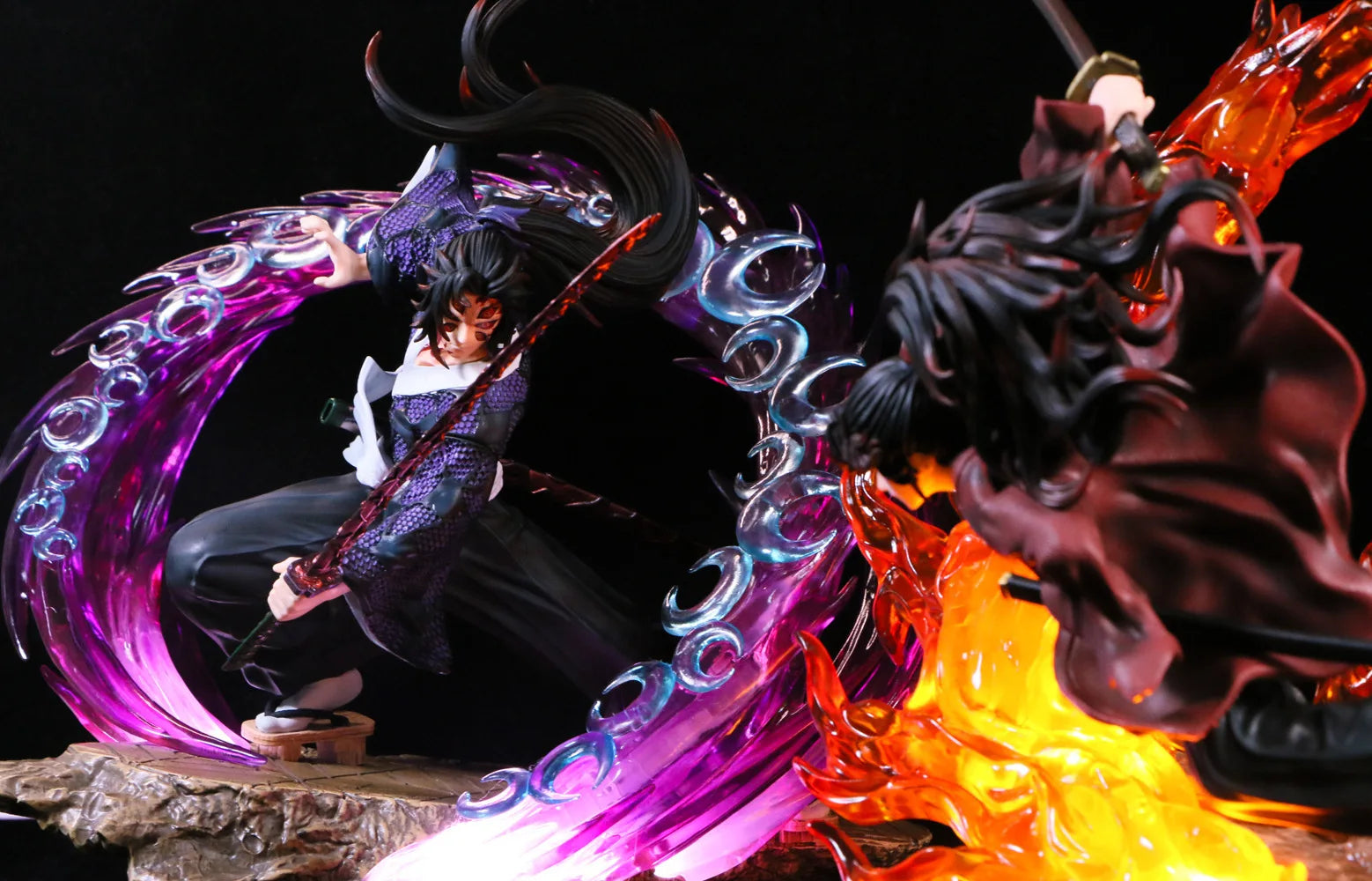 Demon Slayer Figurine 21CM Anime Figures Battle Form Kokushibou And Tsugikuni Yoriichi PVC Material