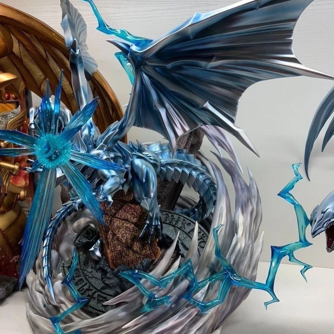 MegaHouse Yu-Gi-Oh! Blue-Eyes White Dragon Anime Themed Collectible Figure Scene Model Gift for Tabletop Gng