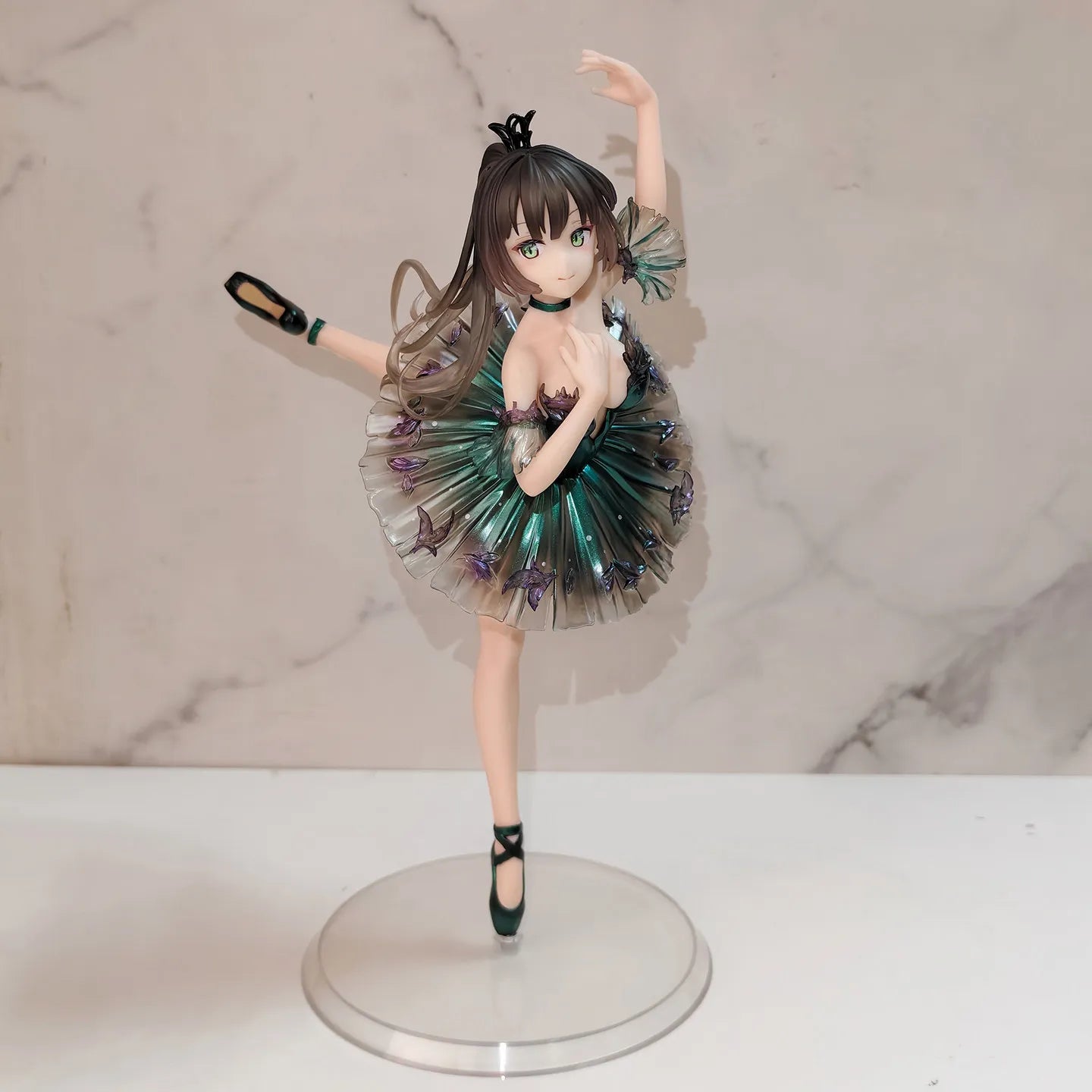 High-Quality Generic Black Swan Anime Girl GK Figure Ballerina Style Collectible Statue Desktop Case Decor Ornament Gift