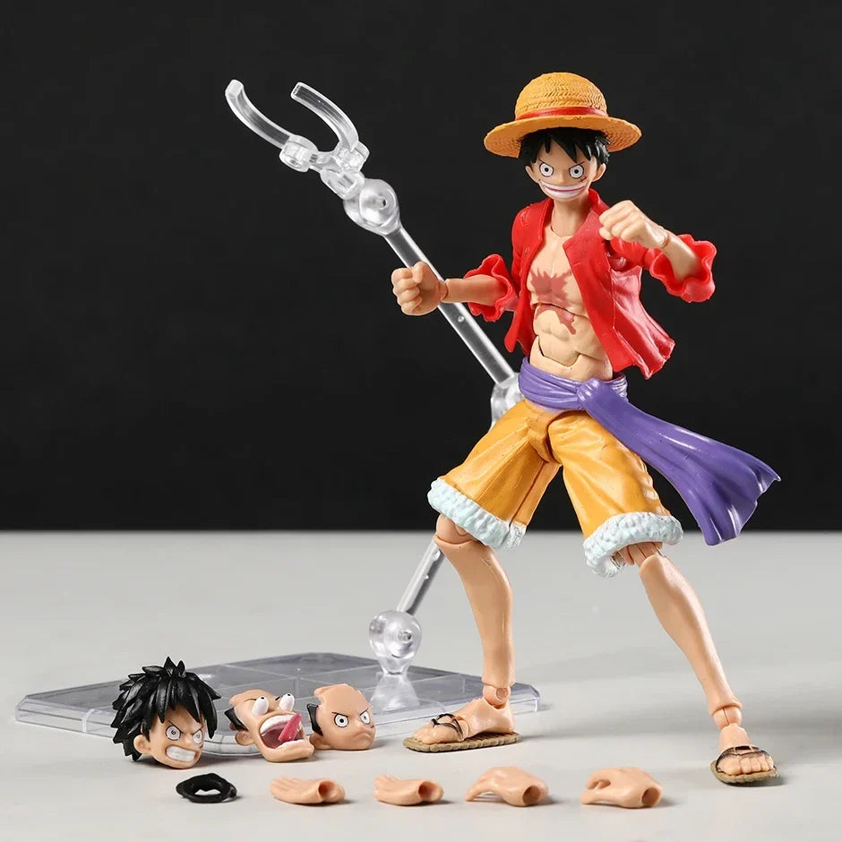 SHF  Monkey D. Luffy the Raid on Onigashima Action Figure Doll