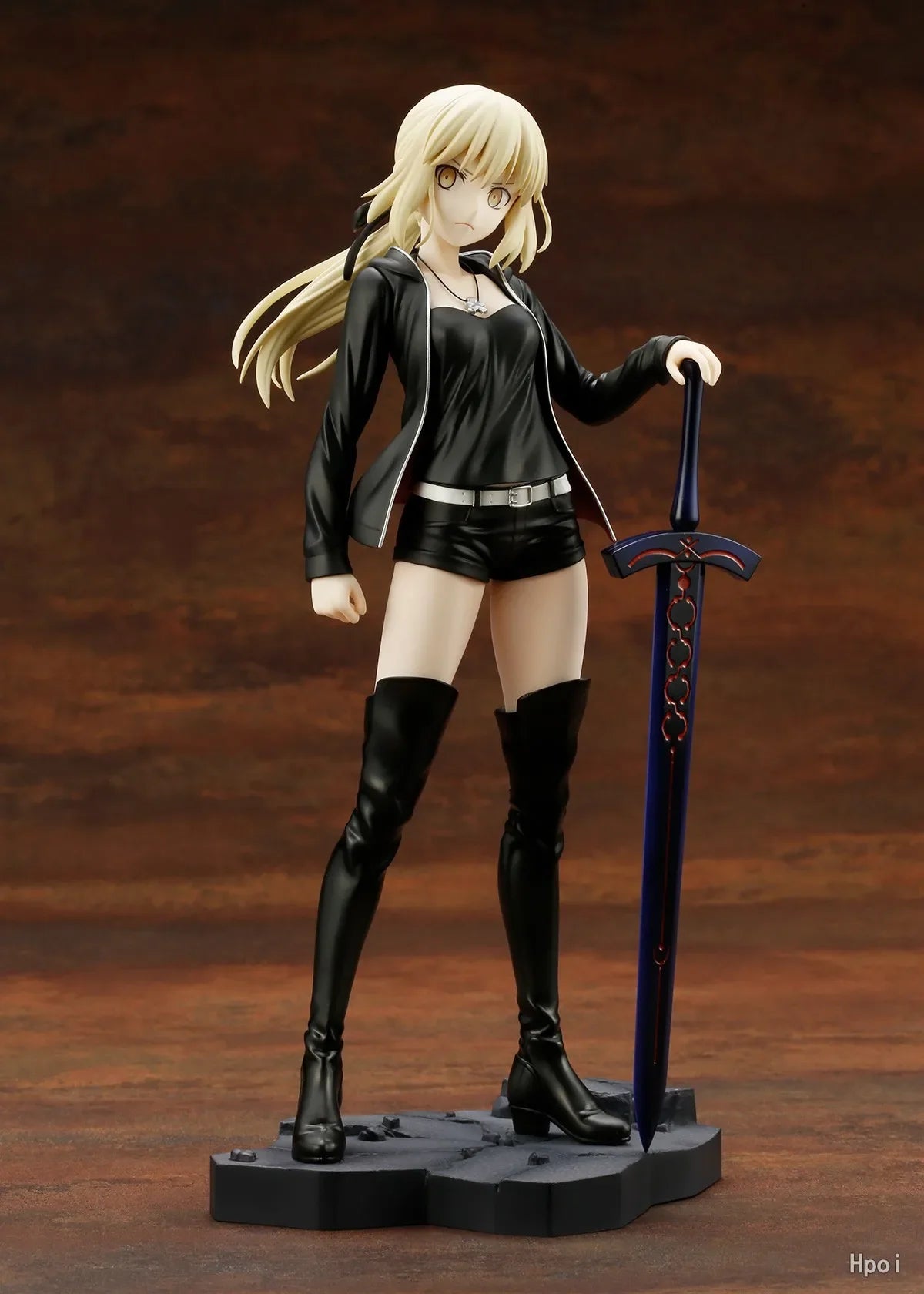 Original in Stock KOTOBUKIYA Fate/Grand Order Altria Pendragon (Alter) 1/7 Figures Model Toys Collection Gift Ornaments