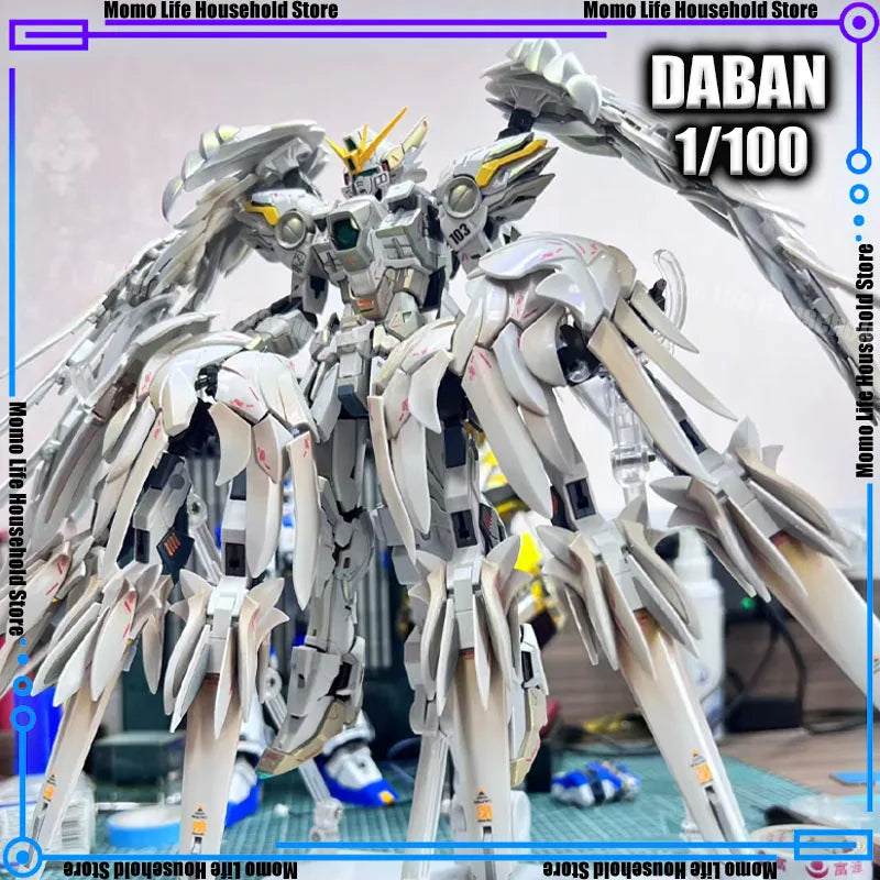 Auf Lager DABAN 8827 MG 1/100 Wing Snow White Xxxg-00ysw Bausätze Anime Actionfigur Roboter Plastikmodell Geschenke Spielzeug