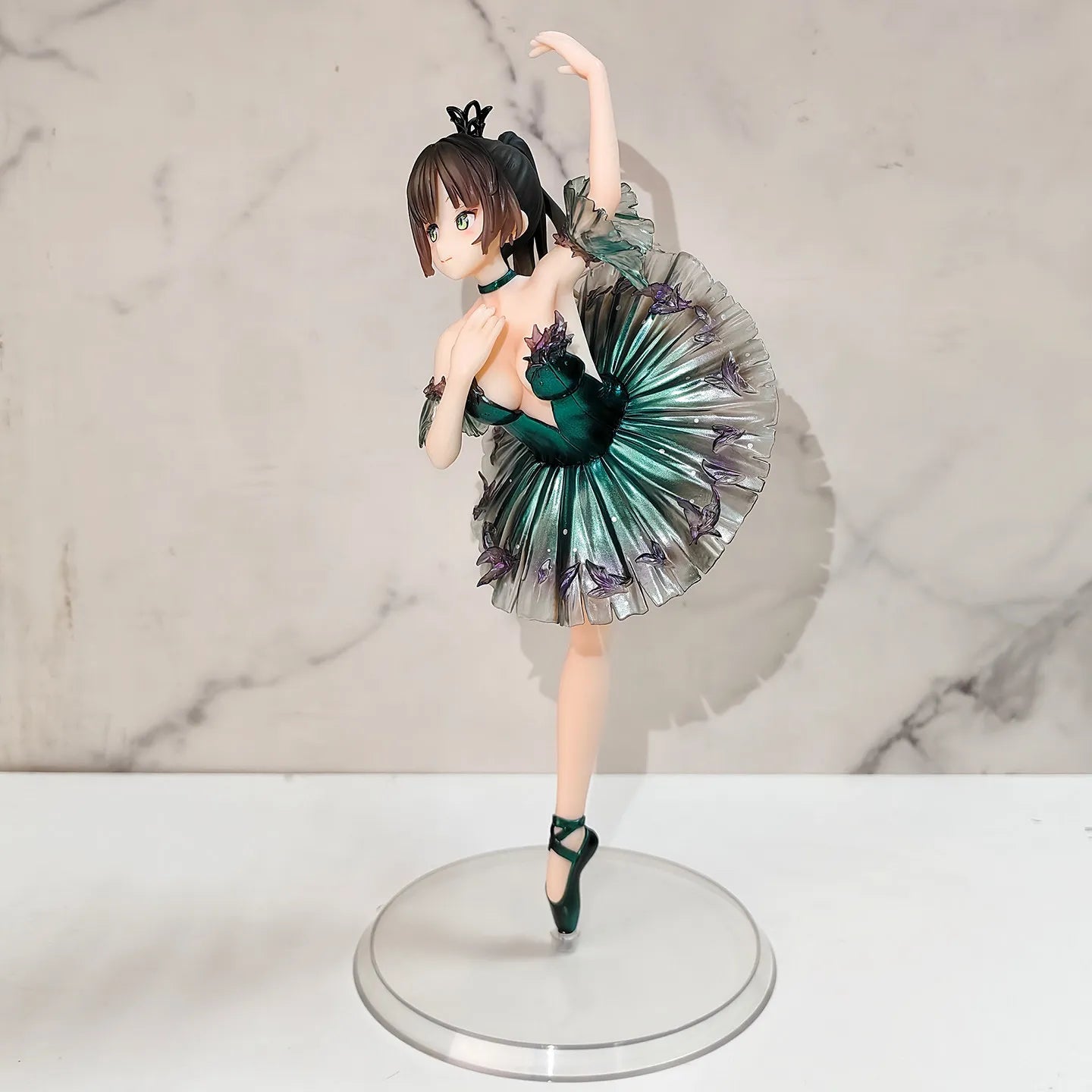 High-Quality Generic Black Swan Anime Girl GK Figure Ballerina Style Collectible Statue Desktop Case Decor Ornament Gift