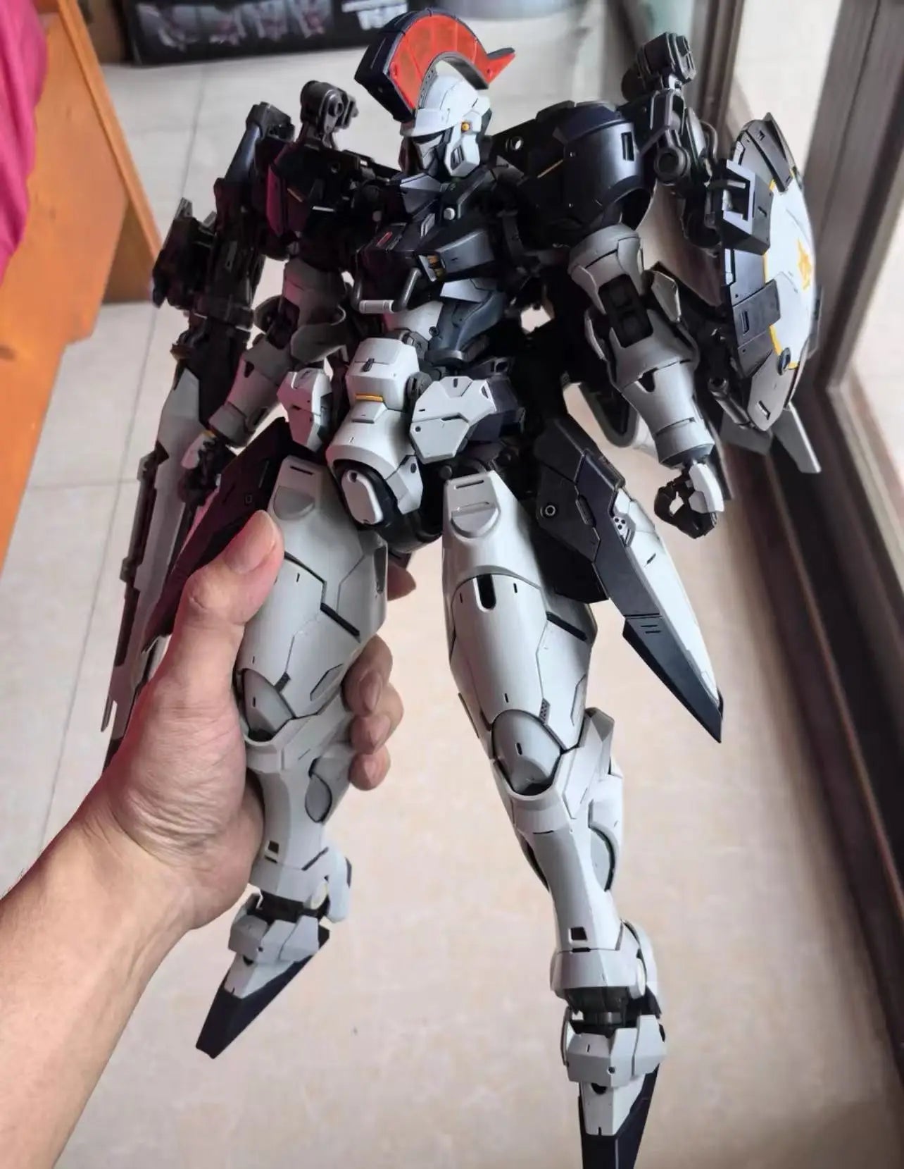 STRANGEWORK Model PG 1/60 Monument Repairtype Assembly Model Kit Hobby Action Figures Robot Plastic Model Kits Toy Kids Gfits