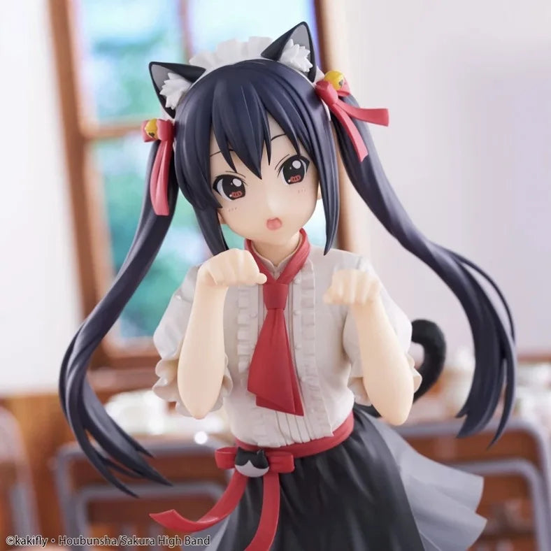 20cm K-ON Hirasawa Yui Nakano Azusa Cat Lap Milk Standing Anime Handmade Action Figures Desktop Case Decoration Ornament Gift