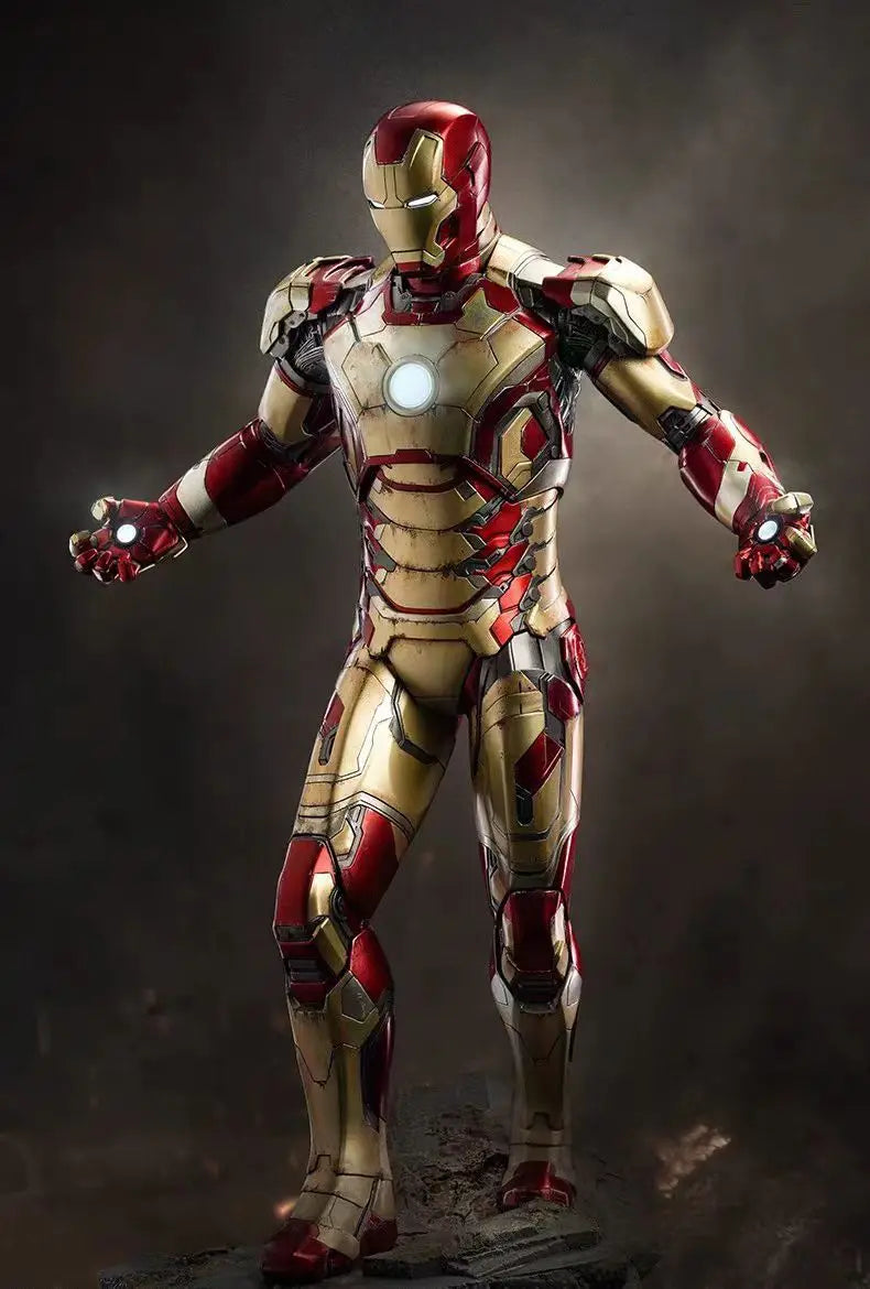 New Product In Stock 1/4 Brand New Marvel Iron Man Mk42 Statue In Red And Gold Color Scheme Super Cool With Luminous Effect