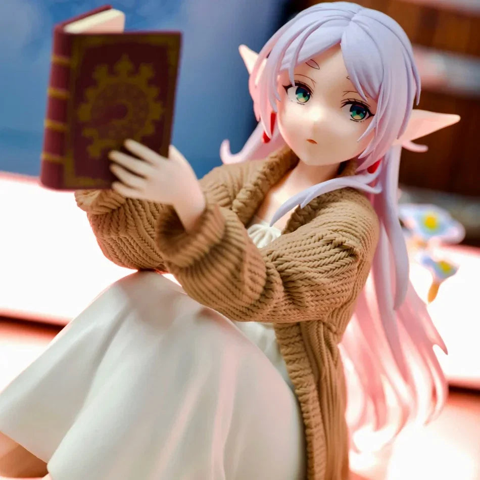 Hot 12CM Frieren Beyond Journey's End Frieren Anime Figure Desktop Cute night-suit Frieren Action Figure Figurine Model Doll Toy