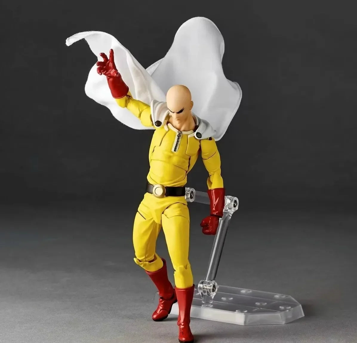 KAIYODO Amazing Yamaguchi Revoltech ONE PUNCH-MAN Saitama Action Figure PVC Statue Anime Toy Ko Model Collection Decor Gift
