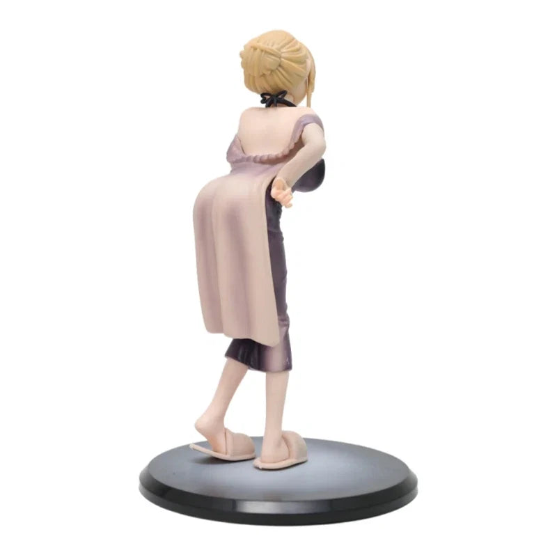 18cm Irene Nightdress Elegant Woman Stand PVC Model Action Figure Car Desktop Decoration Statue Anime Periphery Oranment Doll