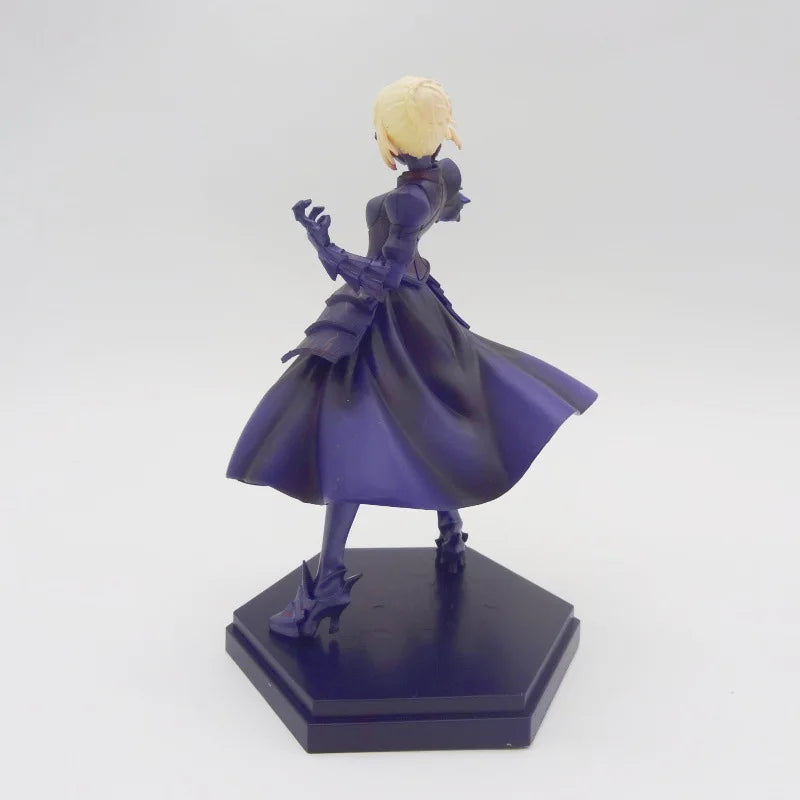 18CM Anime Fate/stay night Heaven's Feel Altria Pendragon Saber Alter Model Toy Gift Collection Action Figure PVC