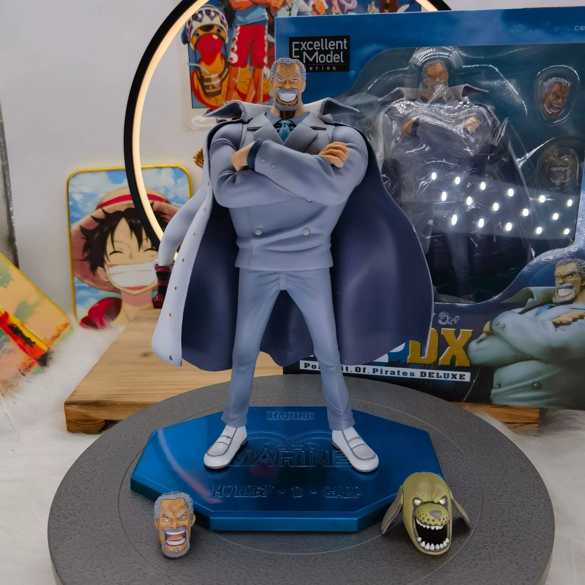 POP One Piece Figure Monkey.D.Garp 26CM Anime PVC Action Figure Toys 3 Heads Garp Statue Kapu Figure Collectible Model Doll Gift