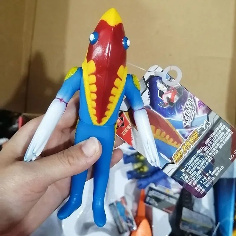 15cm Monster Kaiju Model Action figure Alien Hipporit Antlar Red king Zetton Tyrant Gomora Hipporit Altman Toy collection gift