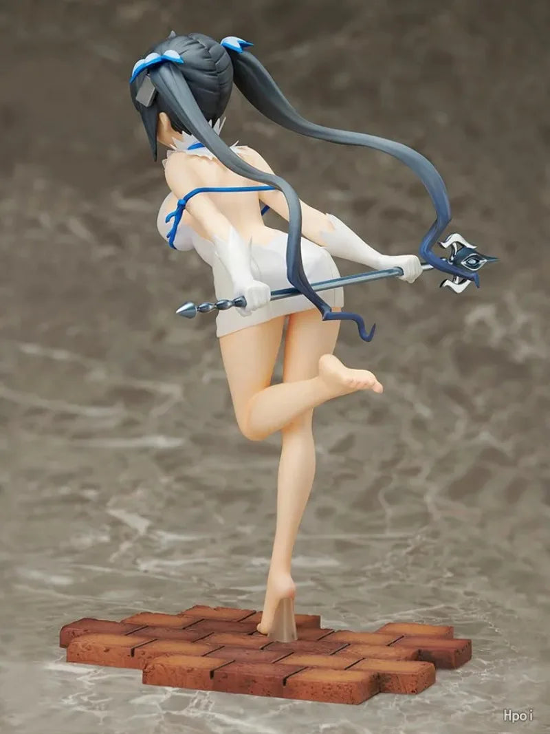 Is It Wrong to Try to Pick Up Girls in a Dungeon? Hestia 20cm PVC Action Figure Anime Figure Model Toys Figure Doll Gift