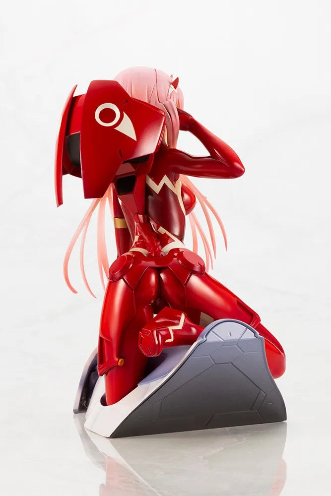 Original In stock KOTOBUKIYA Darling in the FranXX Zero Two 1/7 Figures Model Toys Gifts Collection Ornaments