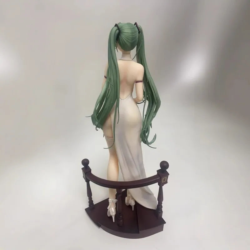 42cm Hatsune Miku Green Hair Princess Virtual Singer Girl Figure Model Statue Boys Collection Desktop Decoration Ornament Toys