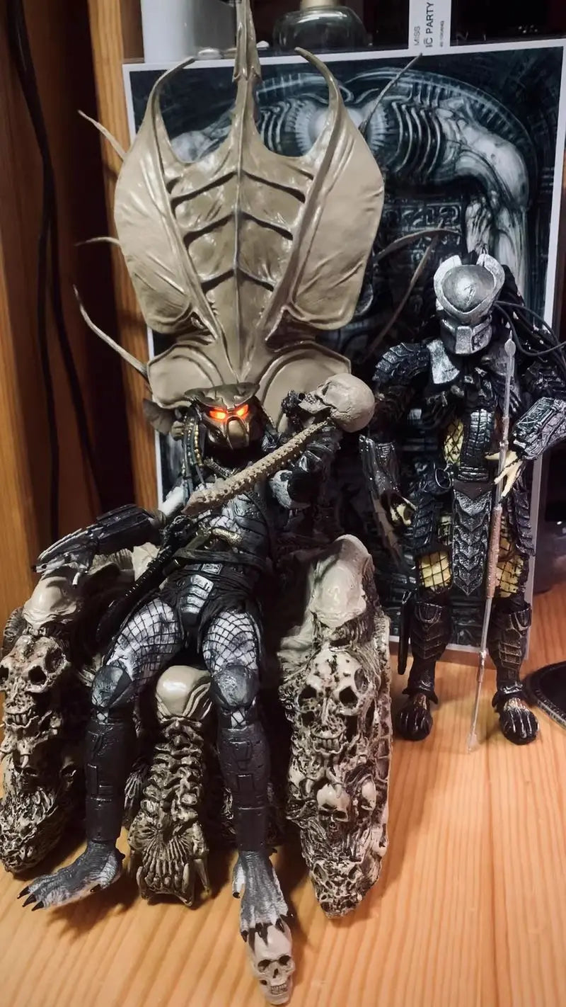 “In Stock: Neca 51564 Aliens Vs. Predator Bone Throne 14-Inch Figure - Official Gift”