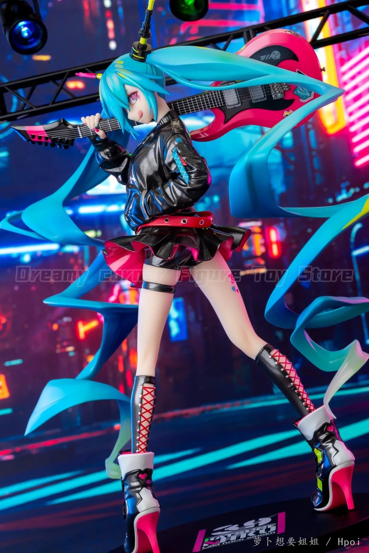 【In Stock】Stronger Tokyo Otaku Mode Piapro Characters Hatsune Miku LAM Rock Singer Ver 1/7 Scale Figure Toys Ornaments