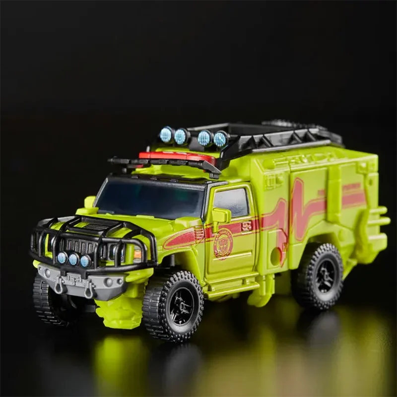 100% In Stock Original Hasbro SS04 SS 04 Ratchet Deluxe Autobot Robot Model Anime Collection Toys Action Figures