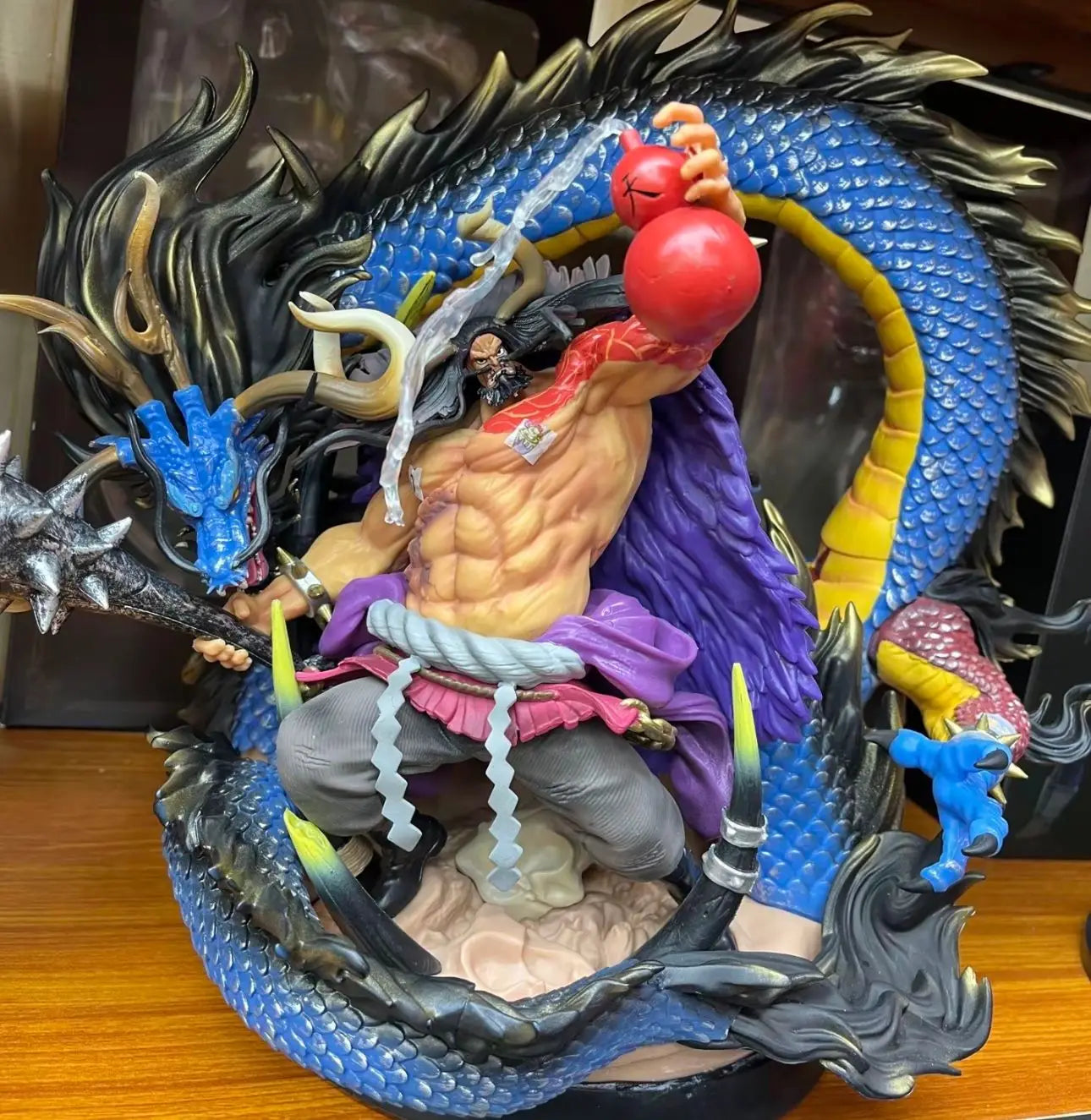 30cm New One Piece Anime Figure Kaidou Peripheral Model Scene Statue Desktop Decoration Ornaments Kids Birthday Gifts Toys