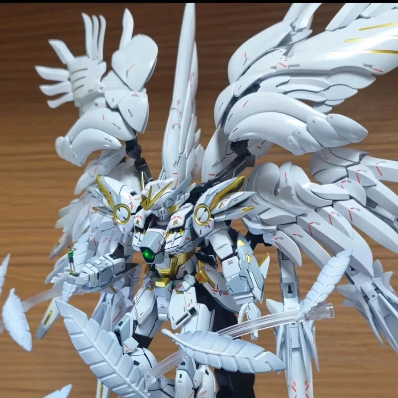 Daban 8827 MG 1/100 Snow White Prelude Customizable Action Figure Wings Assembly Model Kit XXXG-00YSW Plastic Toy for Collectors