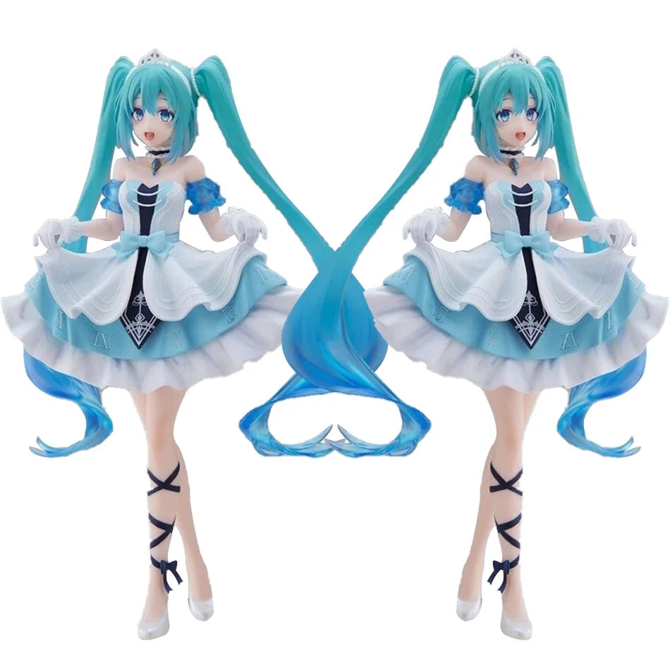 Anime Hatsune Miku 19cm Cinderella Fairy Tale Wonderland Figure, a gift for girls, an anime model ornament.
