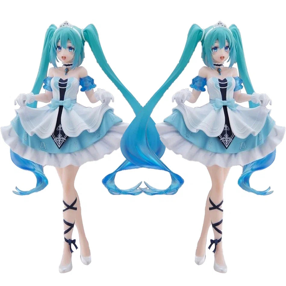 Anime Hatsune Miku 19cm Cinderella Fairy Tale Wonderland Figure, a gift for girls, an anime model ornament.