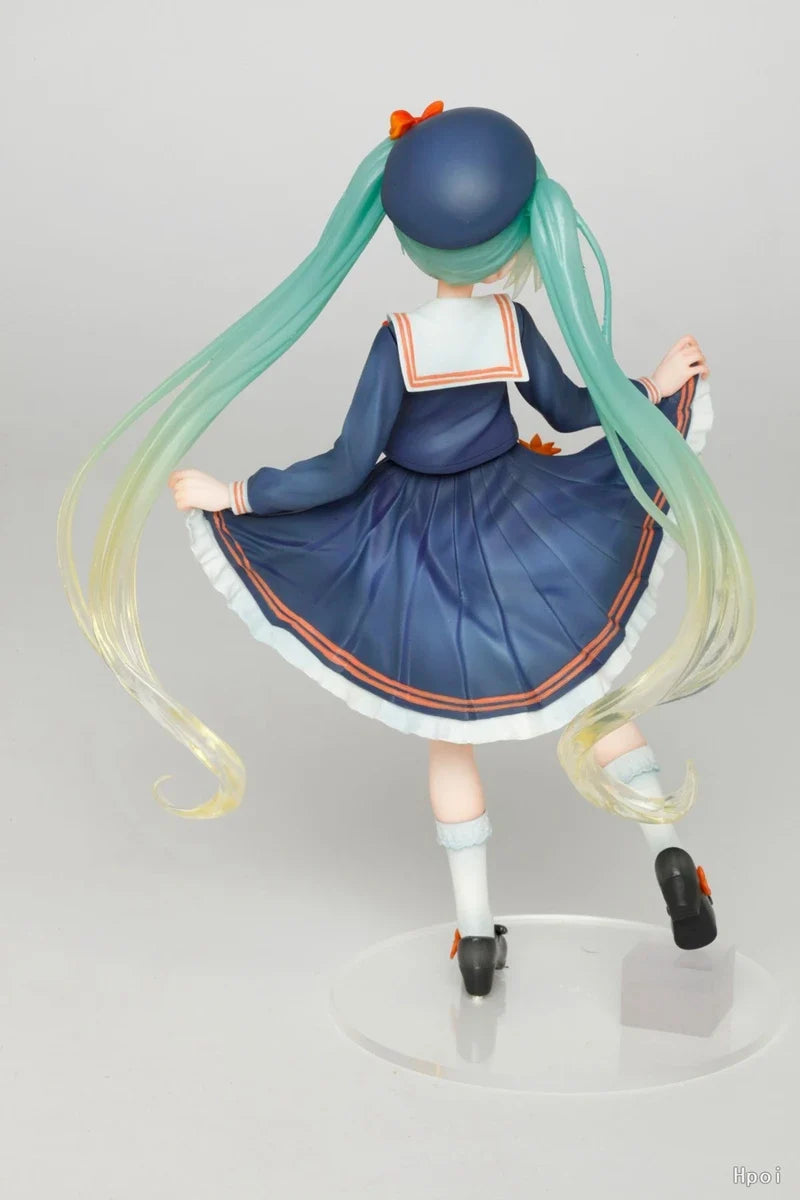 18cm Hatsune Miku Anime Figure 3rd Season Autumn Ver Kawaii Girl Action Figure PVC Collection Model Ornaments Toys Birthday Gift