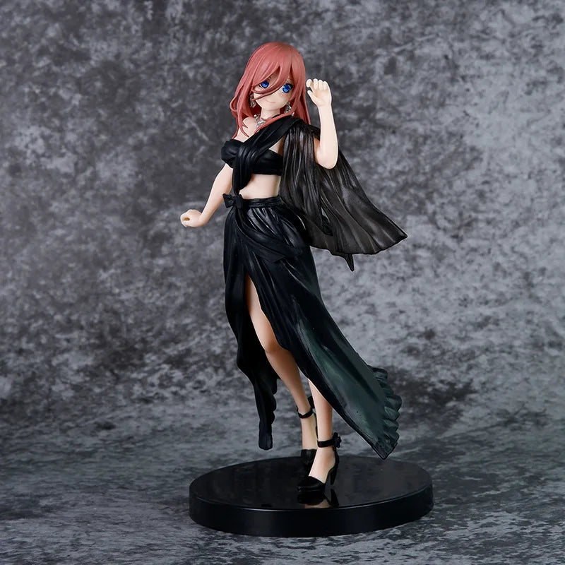 19cm Nakano Miku Evening Dress Anime Figures The Quintessential Quintuplets Model Desktop Ornament Statue Doll Toy Otaku Collect