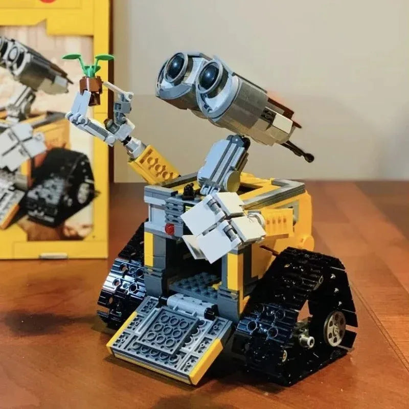 Hot 687PCS Creative Wall E Robot MOC Building Blocks 21303 DIY Model Home Decoration Gift Toys For Kids Adult