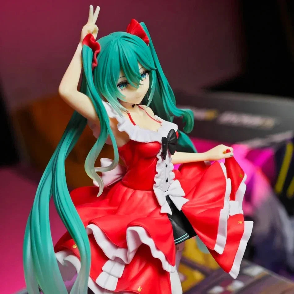 Hatsune Miku Desktop Cute Action Figure Tale Wonderland Miku Puss in Boots Anime Figurine Kawaii Girl Model Toy Adorable Decor