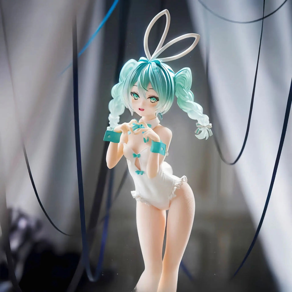 28cm Hatsune Miku Anime Girl Figures Cartoon White Silk Rabbit Girl Miku Figurines Car Decoration Doll Model Kids Toys Fans Gift