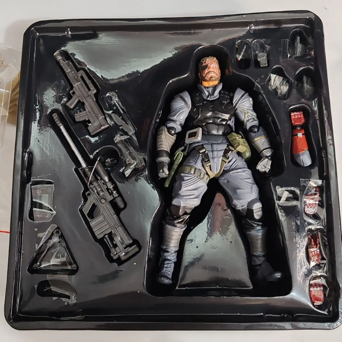 Venom Snake Figure Metal Gear Solid Action Figure Vulcanlog 004 Punished Snake Figurine Pvc Model Statue Collectible Toy Gifts