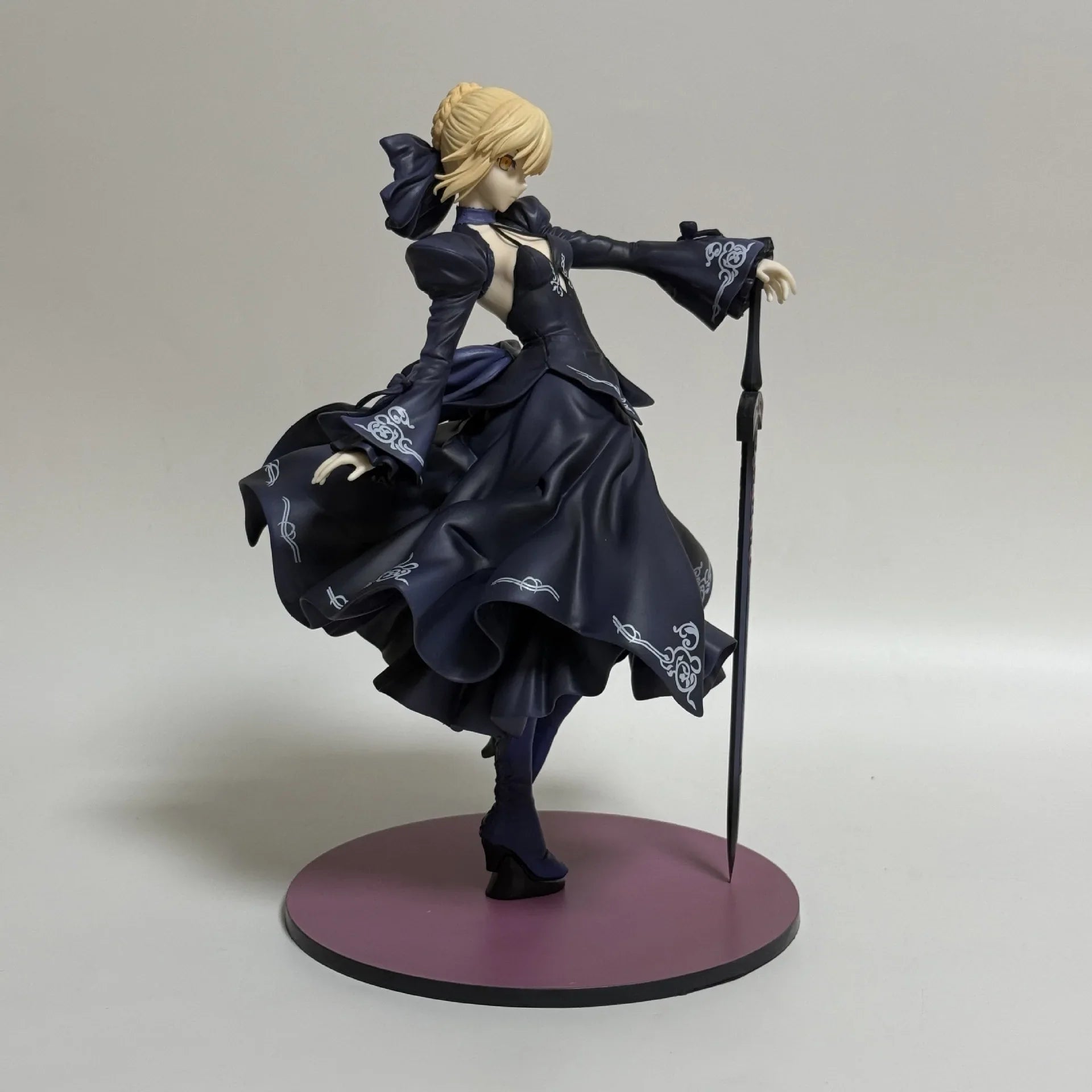 25cm Fate/Grand Order Saber Sexy Anime Girl Figure Altria Pendragon Dress Action Figure Saber Alter Figurine Model Doll Toy Gift