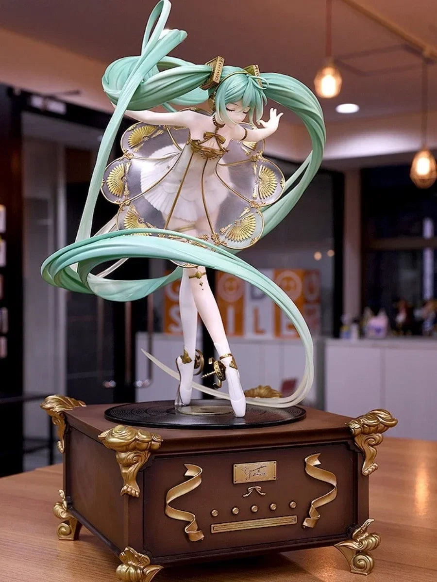 Janpan Original 2020 Miku Princess 5th Anniversary Anime Hatsune Miku Symphony  Pvc Model Doll Desktop Decoration Model Figure Gift