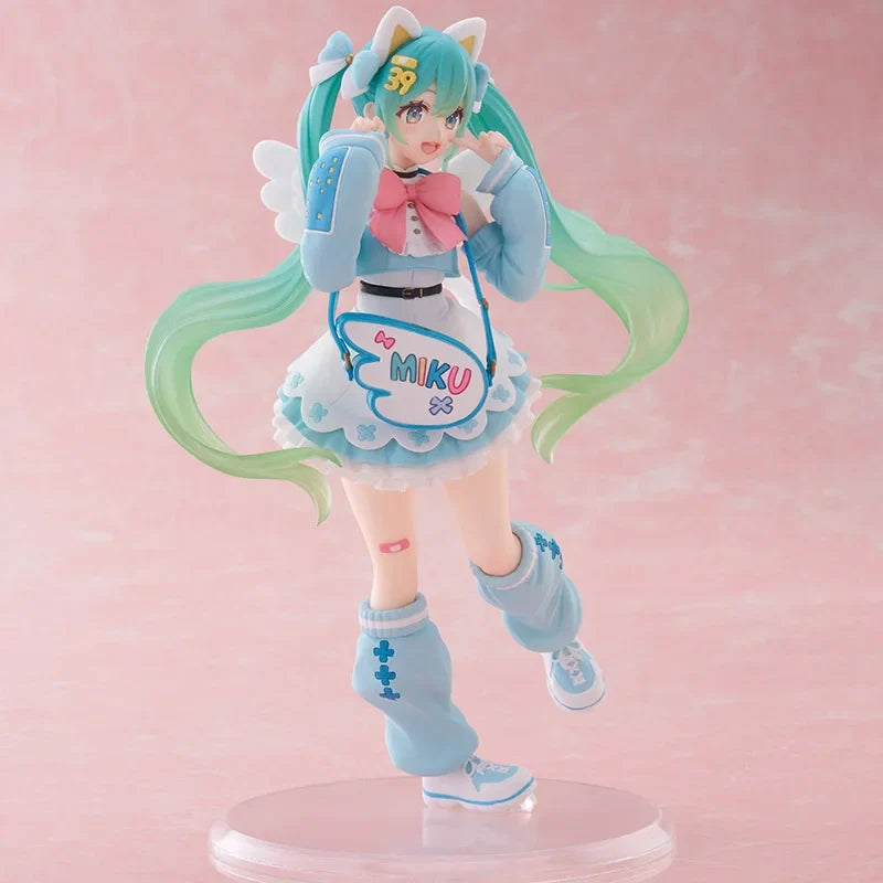 In Stock TAiTO Hatsune Miku Fashion Figure Fancy ~Cat Eat Ver.~ PVC 18CM Anime Action Figures Model Collection Toy
