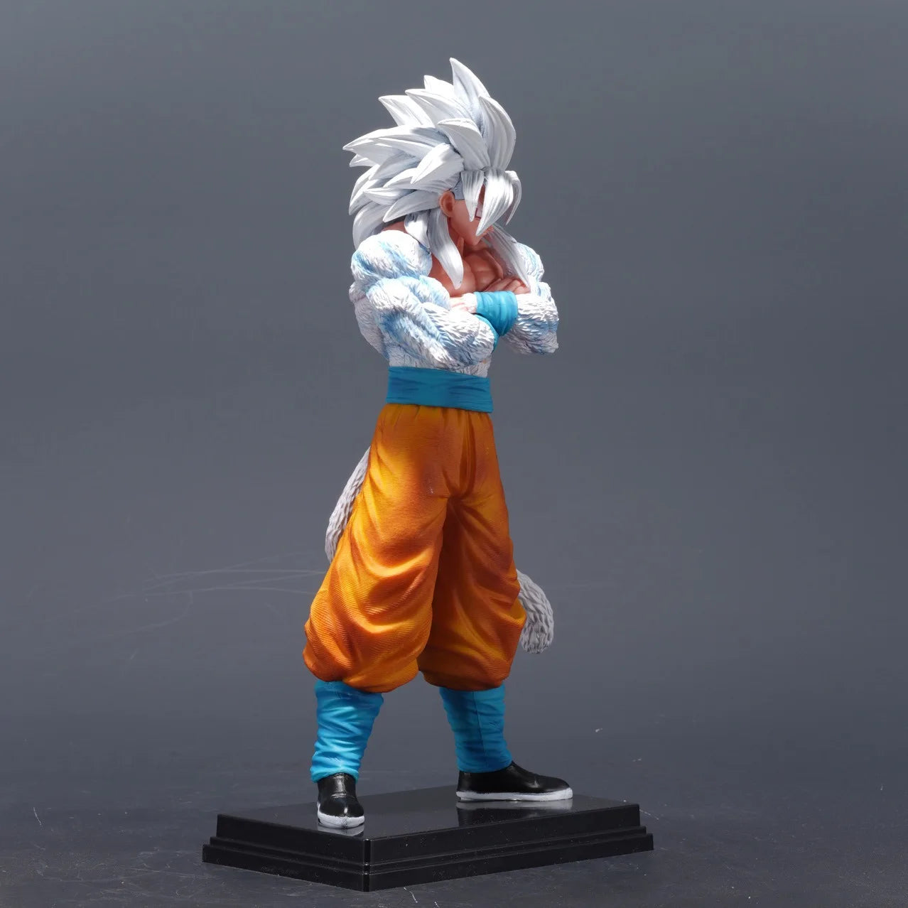 Super Saiyan Super Five Goku White Hair Double Headed Statue Collectible Action Figure Boxed Standing Sculpture Toy