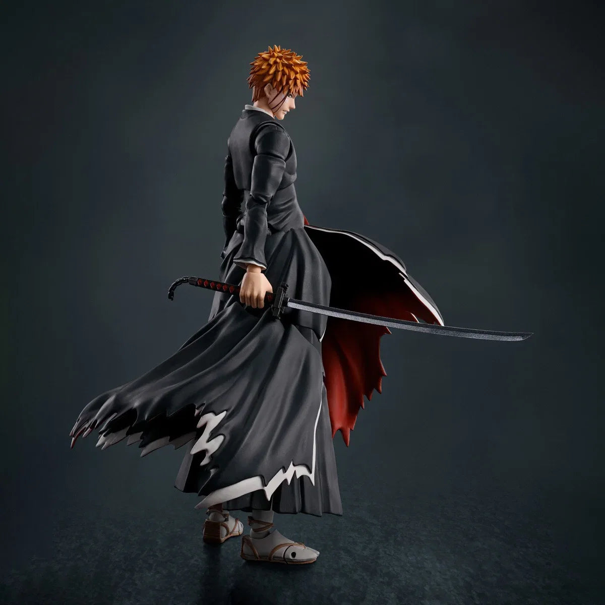 Bandai Genuine Bleach Anime Model Kits Kurosaki Ichigo Getsuga Tensho Toys SHF Action Figure Assembly Model Gift for Kids School