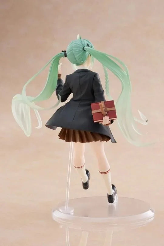 Judai Original TAITO Vocaloid Hatsune Miku Fashion Preppy PVC Action Figure Model Toys