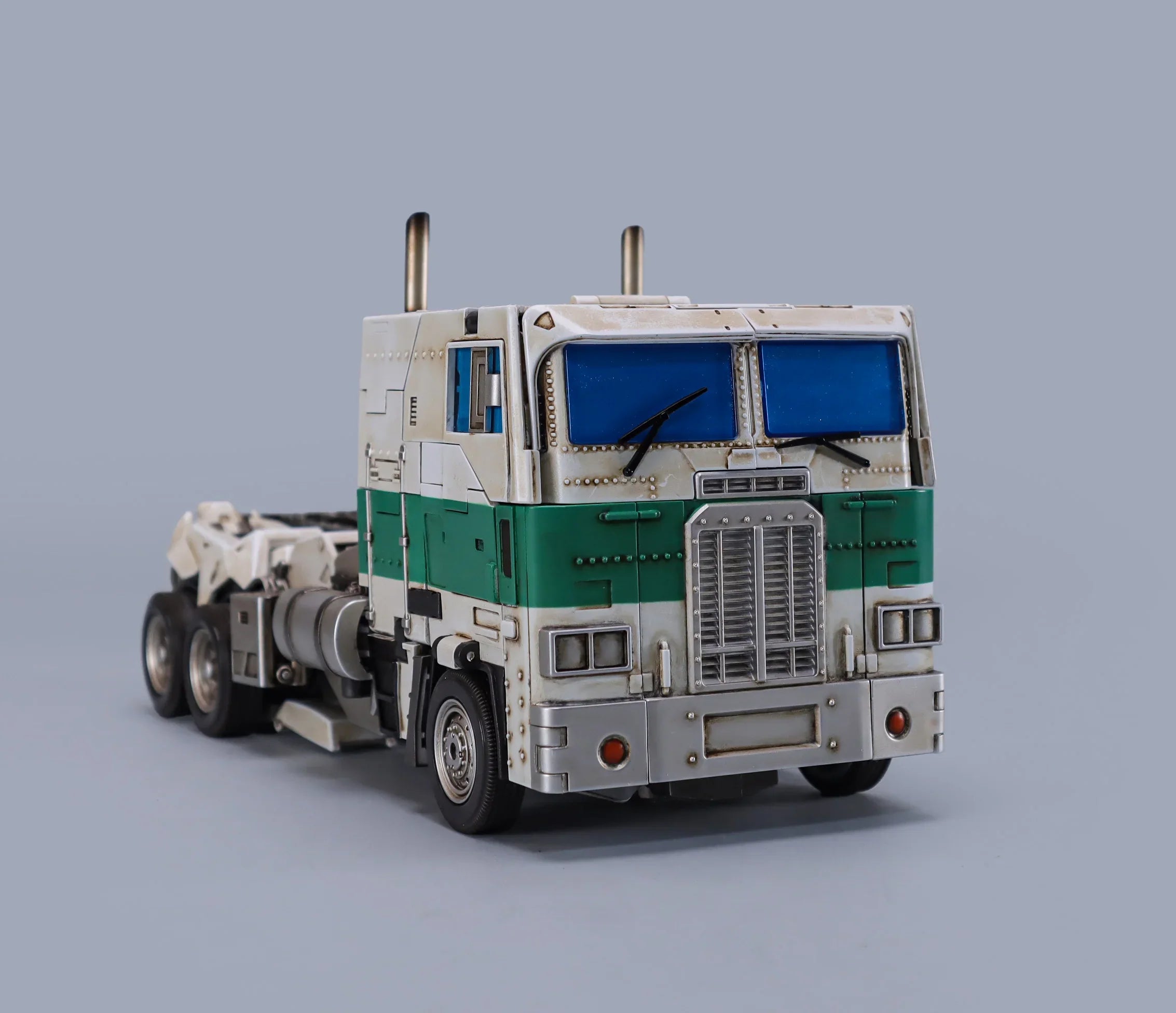 In Stock MM01W Transformed Toys Movie Transformed Toys Robot Alloy Model Action Figure Collection Gift