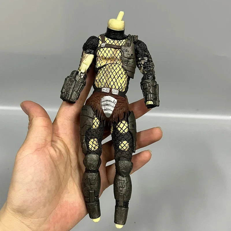 NECA Alien Vs Predator 7 Inch Action Figure  Body Model DIY Assembly Fighting Dog Toy Collectible Statue PVC Material