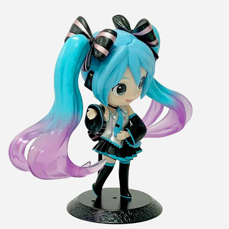Christmas Anime 20cm Standing posture Green Dress PVC Action Figure Model Doll Decoration for Valentine's Day Gift