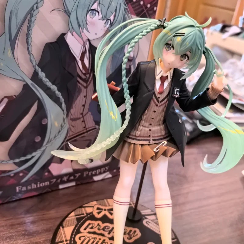 Original Taito Hatsune Miku Preppy Ver Anime Action Figure Fashion Kawaii Collectible Model Garage Kit Toy Kid Birthday Gift