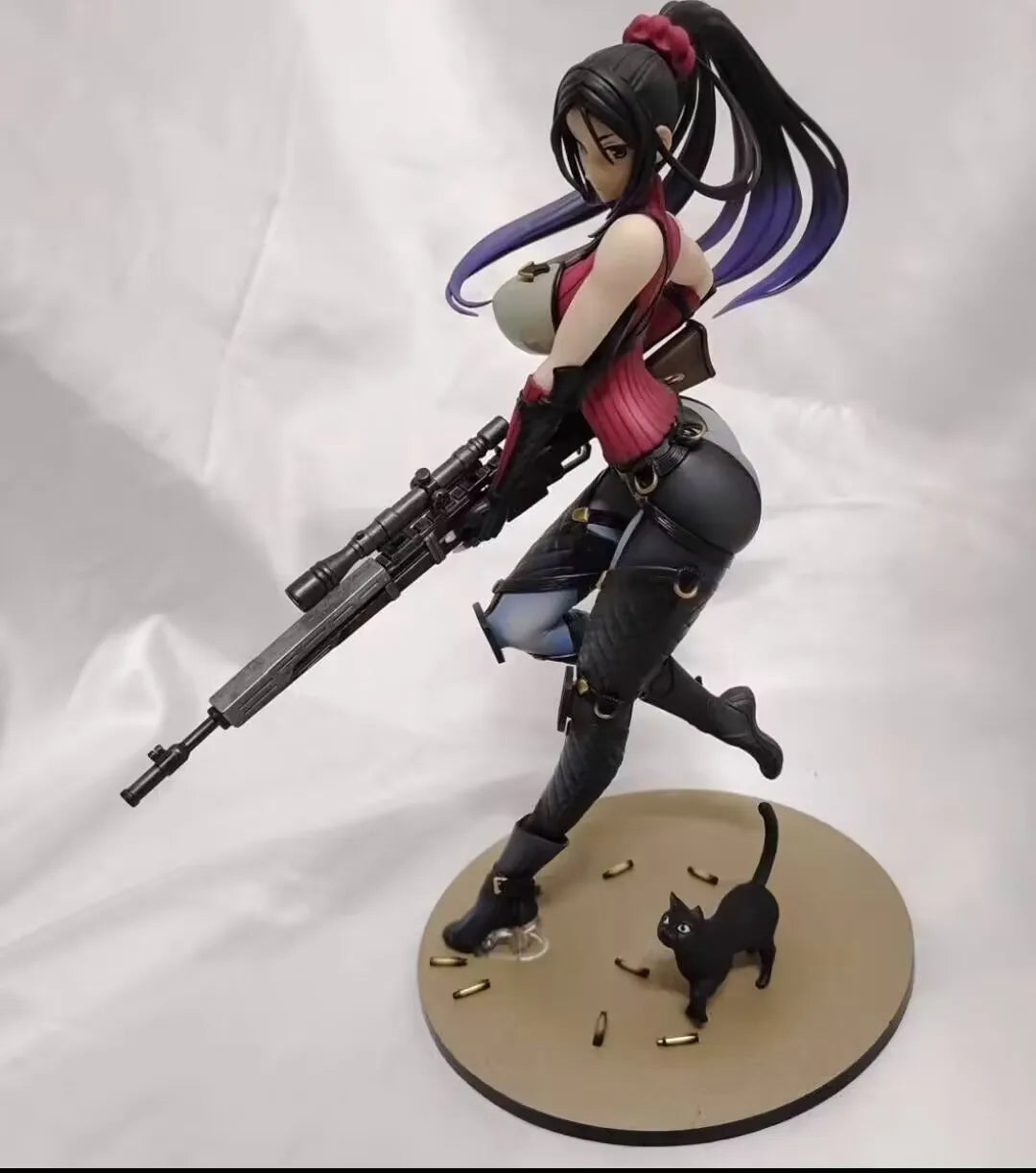 Auf Lager, Original, Echtes Valkyria Chronicles 4 Actionfigur Kai Schulen Actionfigur PVC Sammelmodelle Spielzeug Geschenkpuppe